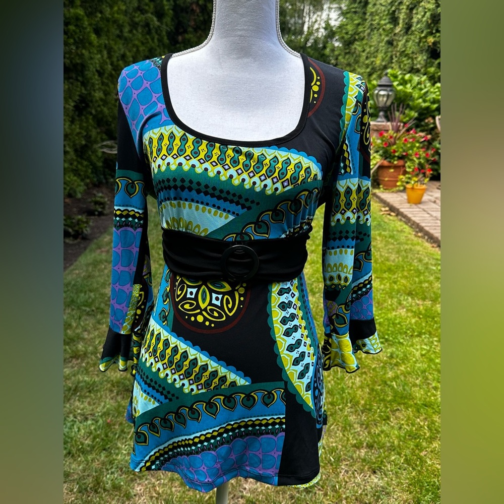 Women’s Dress Barn top